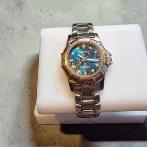 Vintage Waltham Two-Tone Womens Diver